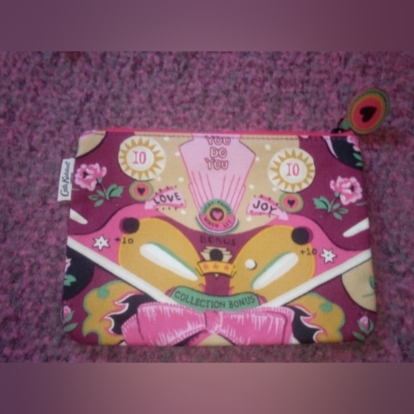 Cath Kidston MakeUp bag pinball - Picture 2 of 2